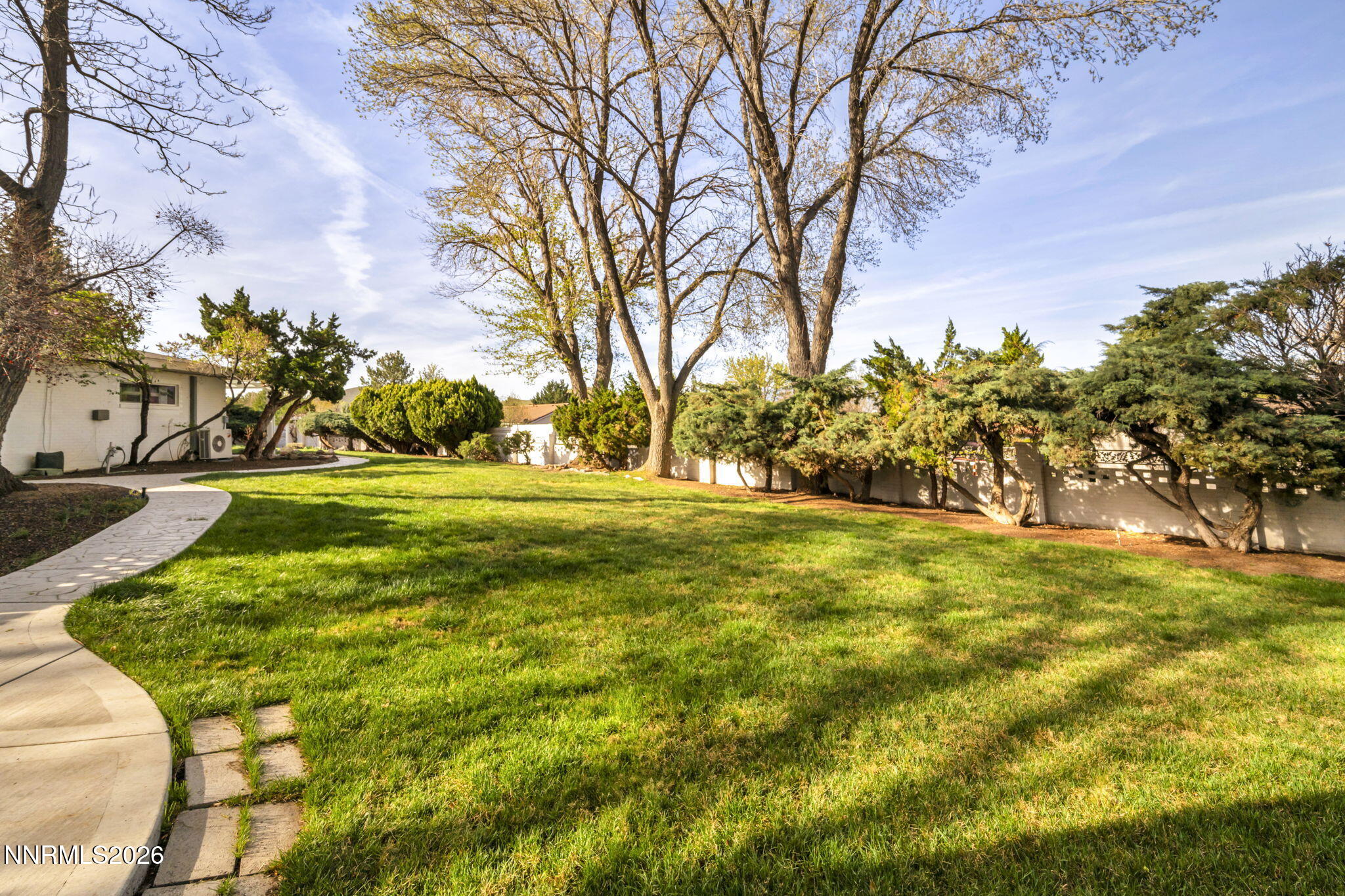 3325 East Hidden Valley Drive Reno, NV 89502 - Photo 3 of 42 56-web-or-mls-3325-e-hidden-valley-dr