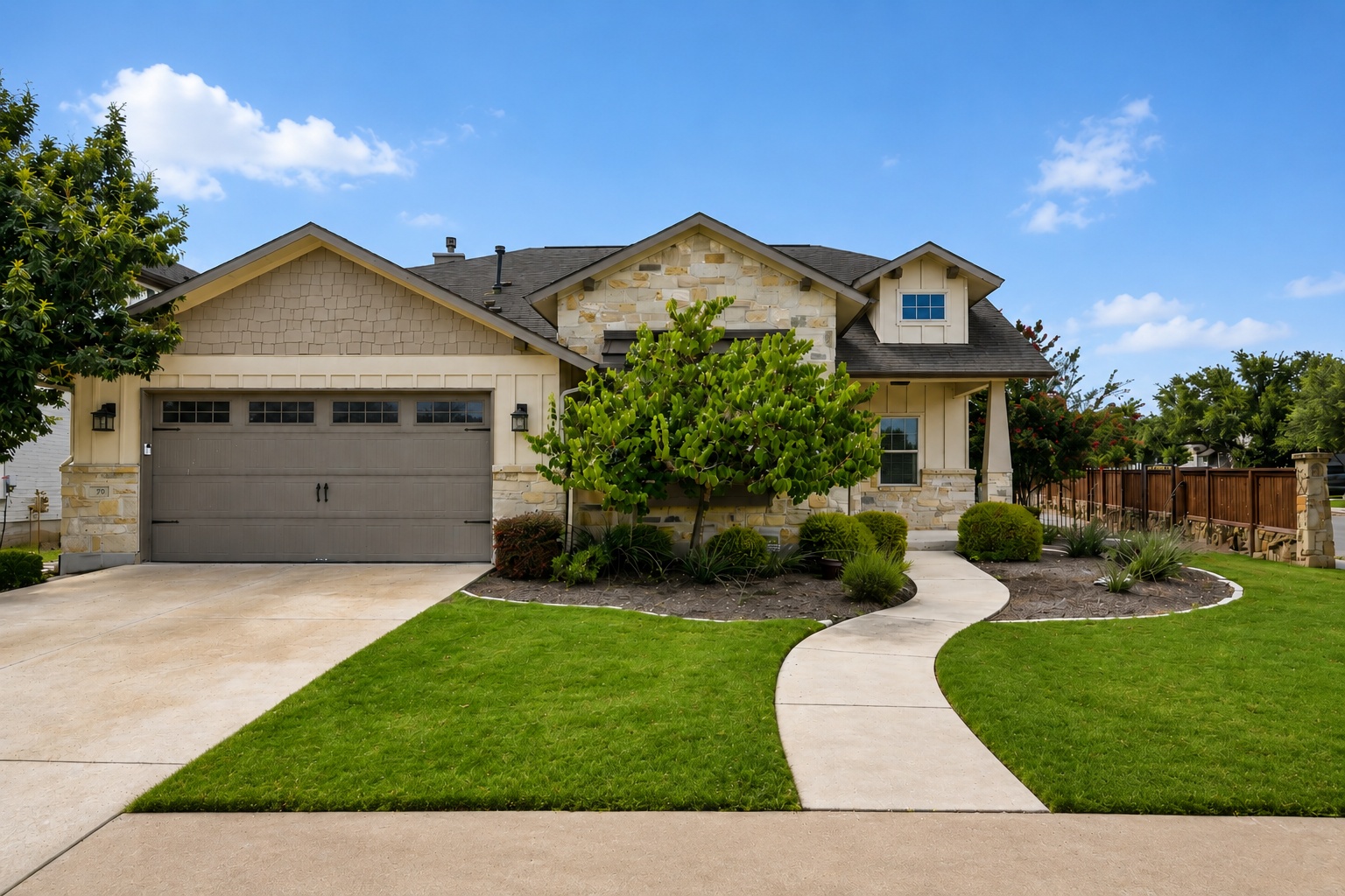 70 Santa Maria Street Georgetown, TX 78628 - Photo 1 of 35