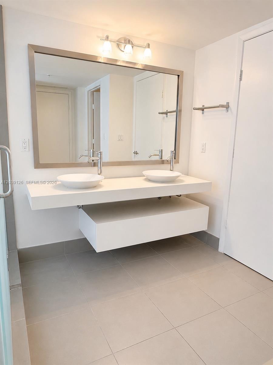 92 Southwest 3rd Street, Unit 503 Miami, FL 33130 - Photo 12 of 18