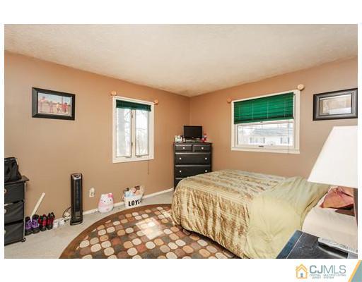 1143 Huron Road North Brunswick, NJ 08902 - Photo 18 of 25 Gallery Image 18