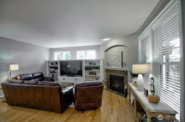 $779,500 | 3820 Kingsbury Lane Southeast, Olympia, WA 98501