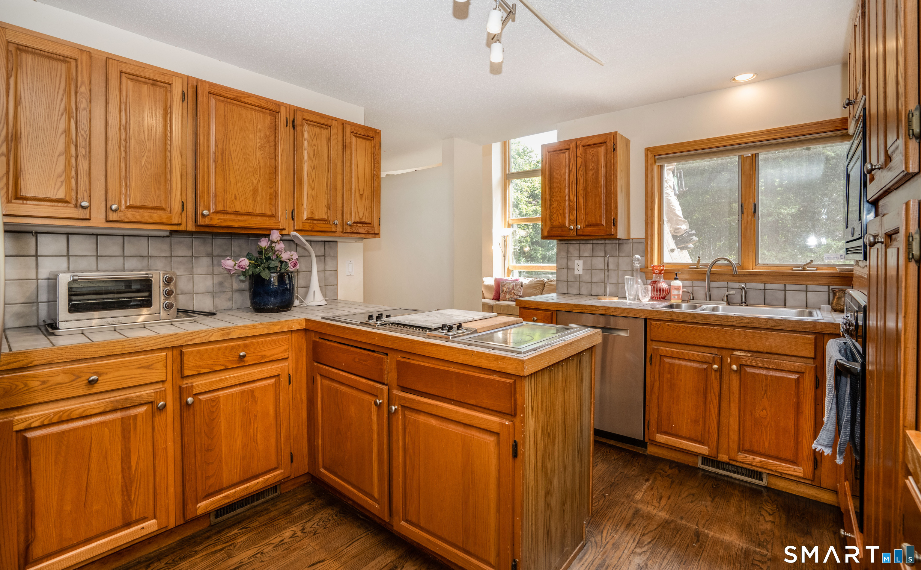 5 Timberwood Road, Unit 5 West Hartford, CT 06117 - Photo 20 of 35 Gallery Image 20