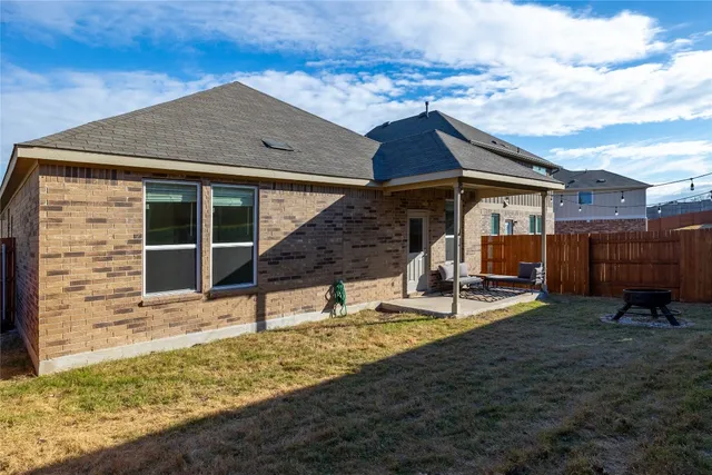 $359,900 | 118 Grace Lilly Drive, Buda, TX 78610
