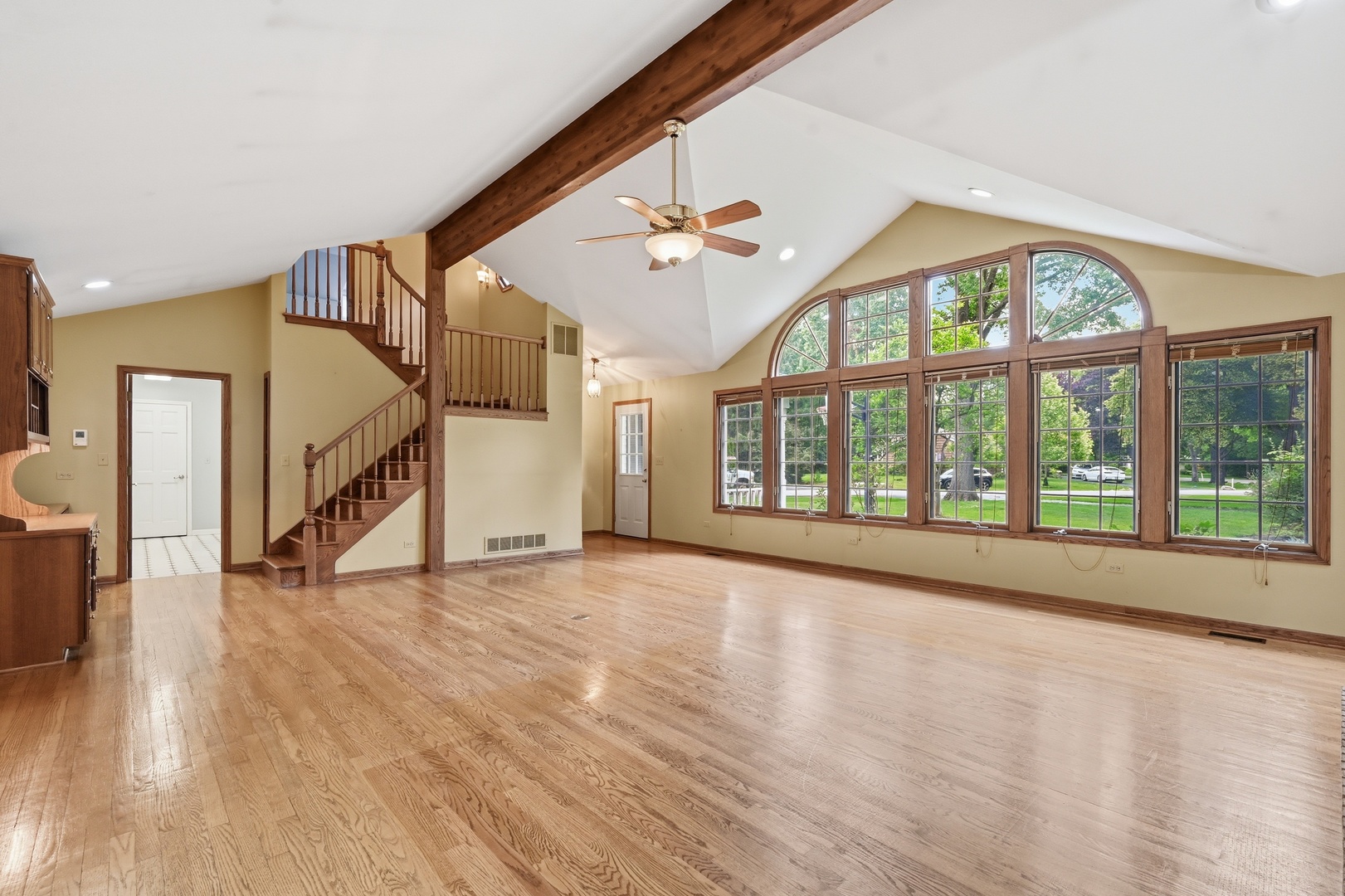 700 South Drive Burr Ridge, IL 60527 - Photo 10 of 28