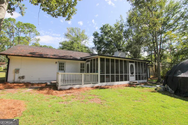 a view of a house with a outdoor space