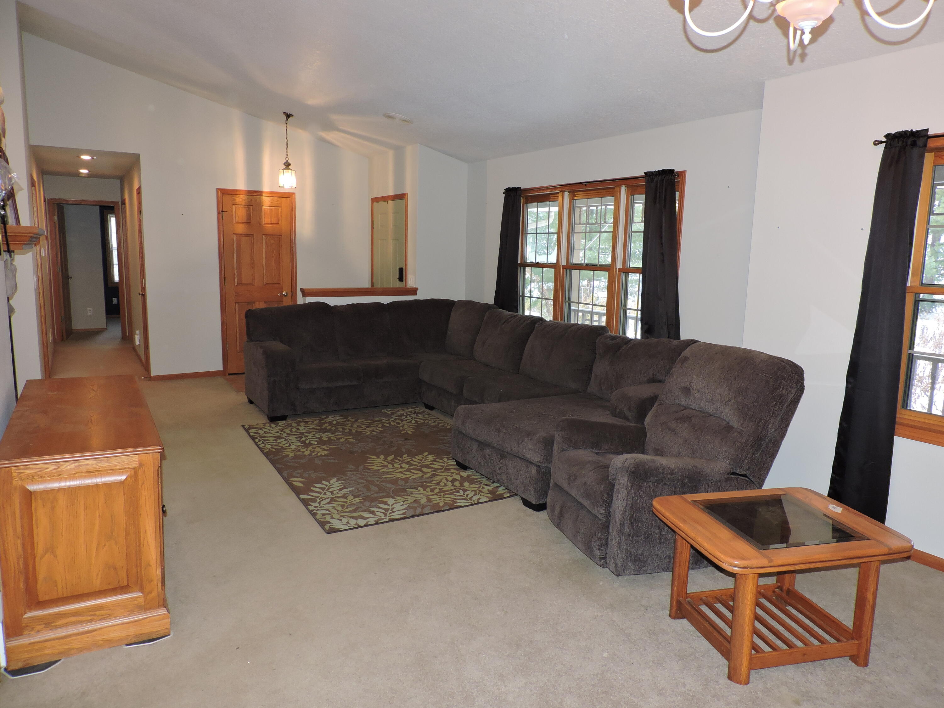 W9007 County Rd C Oakland, WI 53538 - Photo 16 of 40 LRy