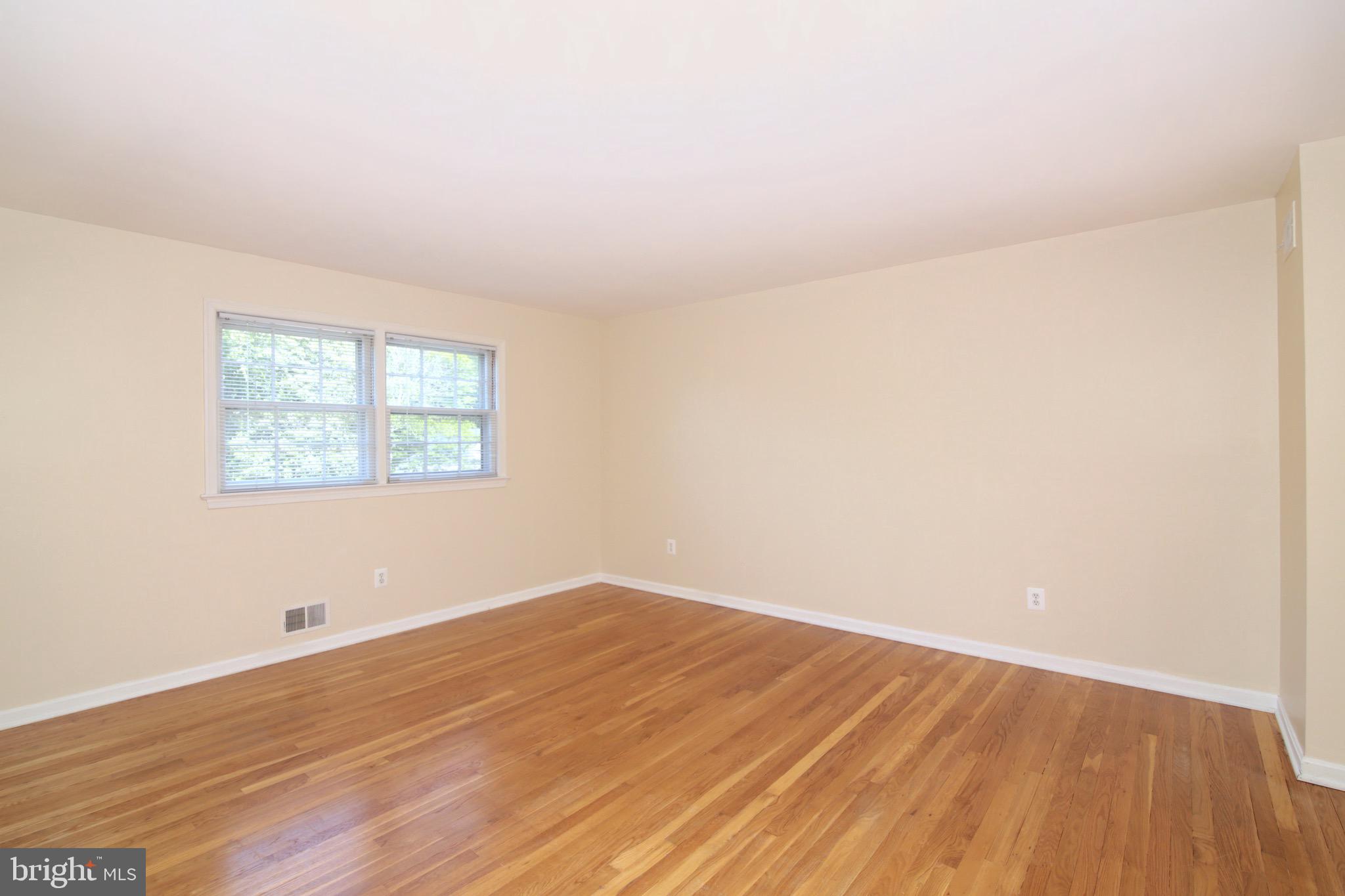 6623 Huntsman Boulevard Springfield, VA 22152 - Photo 18 of 32 Master Bedroom
