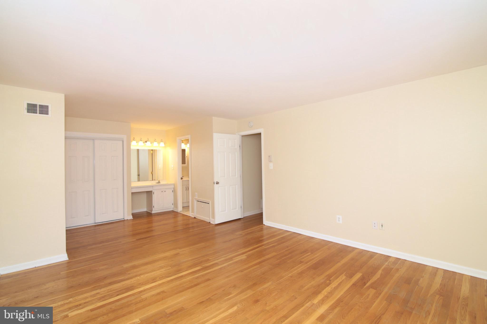 6623 Huntsman Boulevard Springfield, VA 22152 - Photo 19 of 32 Master Bedroom