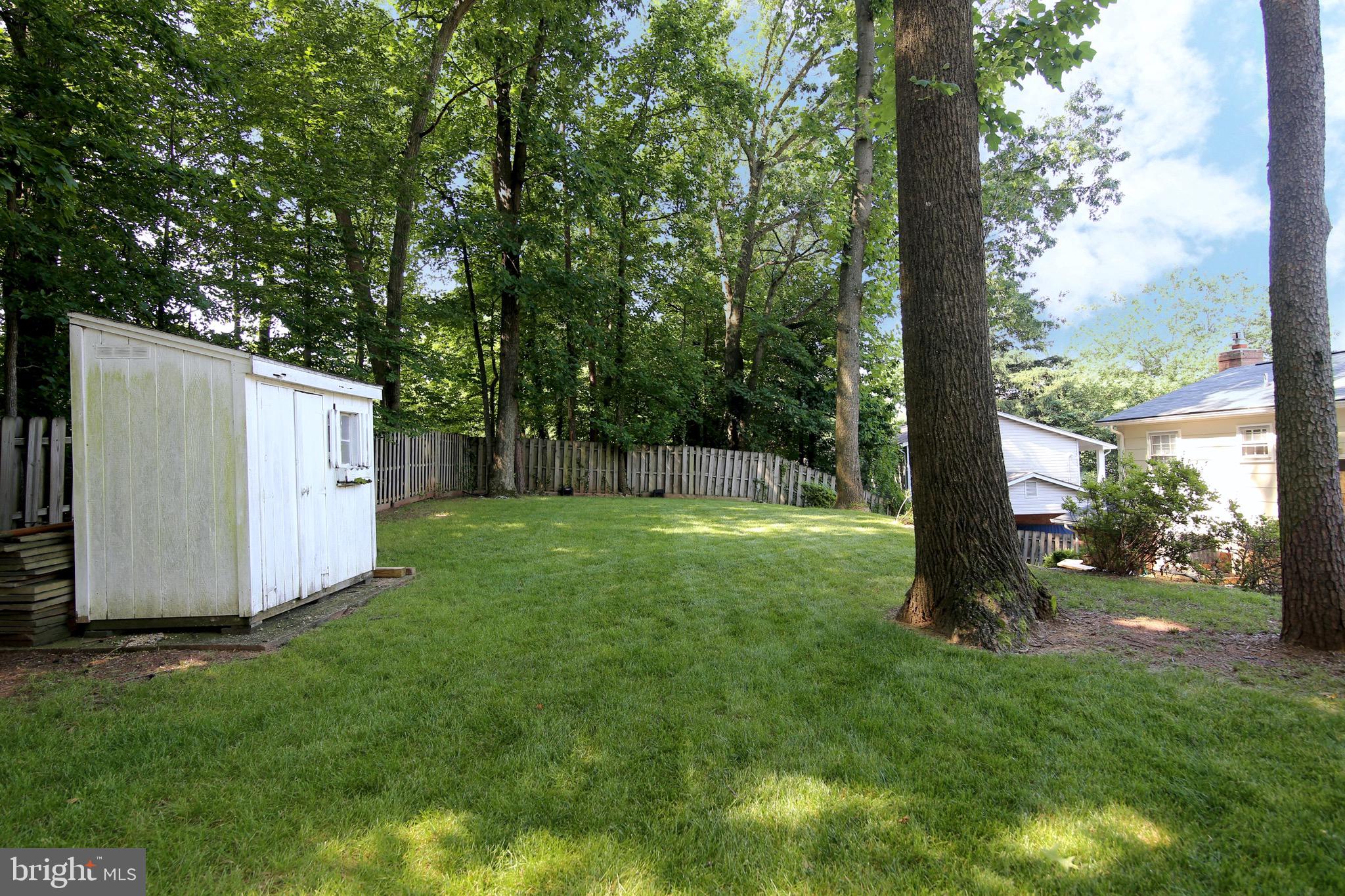 6623 Huntsman Boulevard Springfield, VA 22152 - Photo 31 of 32 Fully Fenced Backyard