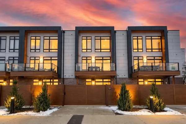 $1,679,000 | 1104 Brookwood Drive, Unit 21, Green Bay, WI 54304