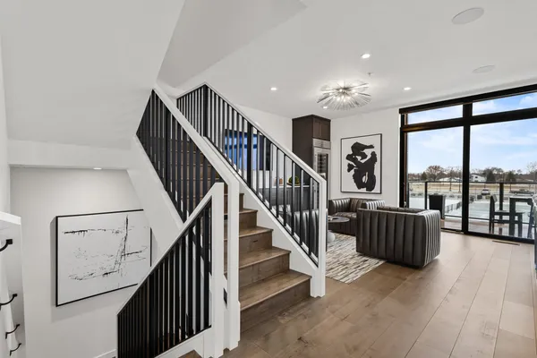 $1,679,000 | 1104 Brookwood Drive, Unit 21, Green Bay, WI 54304