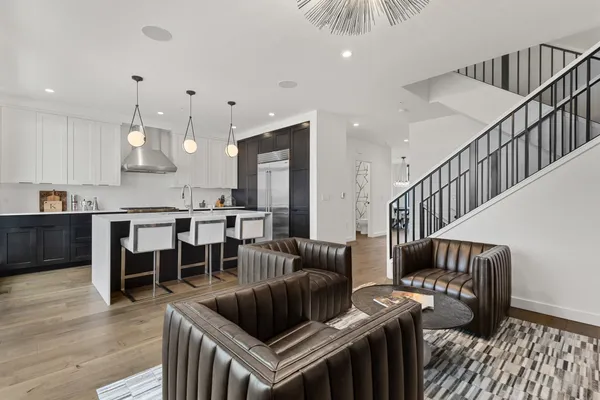 $1,679,000 | 1104 Brookwood Drive, Unit 21, Green Bay, WI 54304