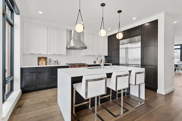 $1,679,000 | 1104 Brookwood Drive, Unit 21, Green Bay, WI 54304