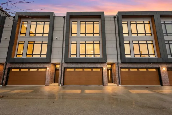 $1,679,000 | 1104 Brookwood Drive, Unit 21, Green Bay, WI 54304