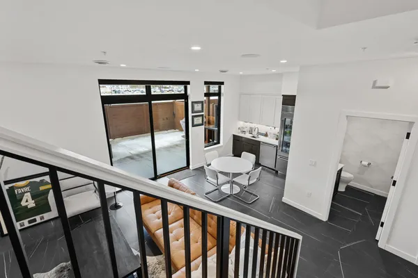 $1,679,000 | 1104 Brookwood Drive, Unit 21, Green Bay, WI 54304