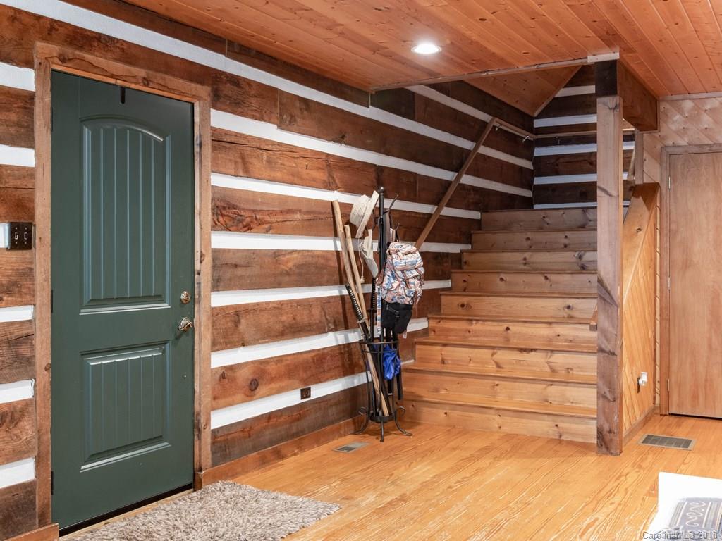 20 Running Deer Road Candler, NC 28715 - Photo 4 of 36 Gallery Image 4