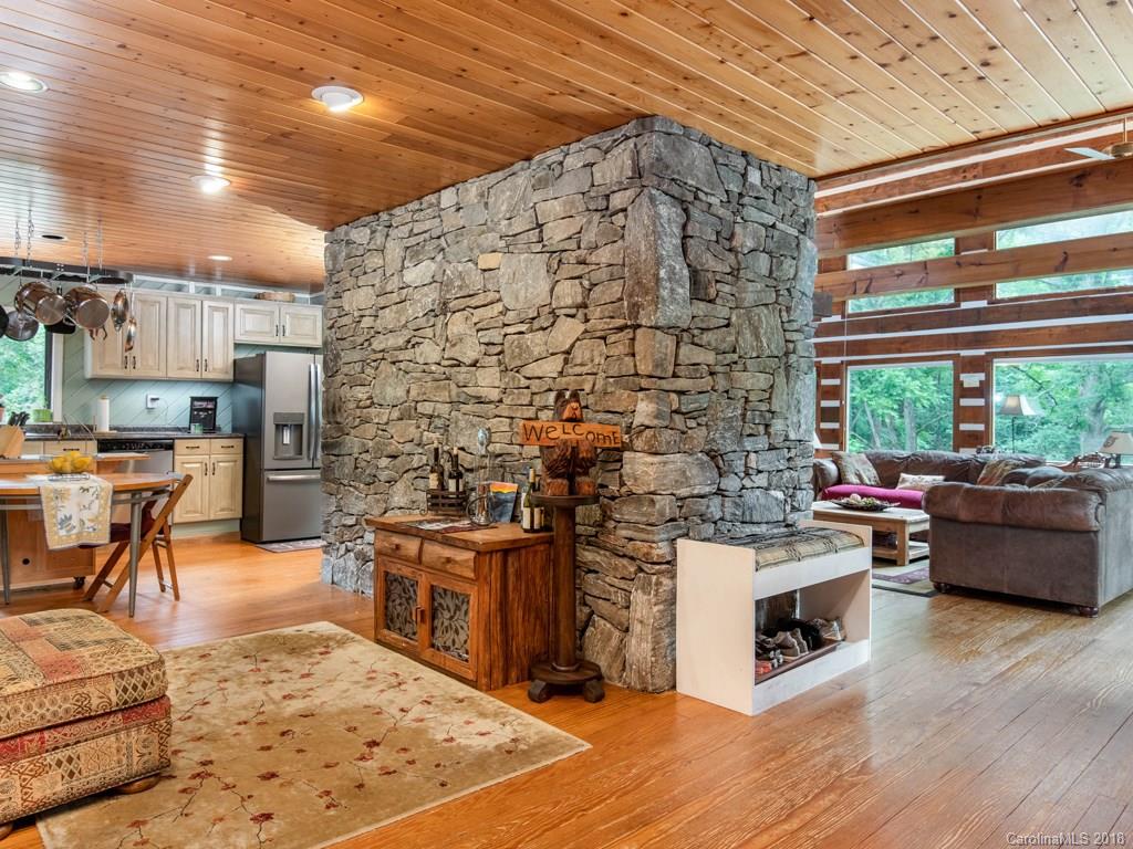 20 Running Deer Road Candler, NC 28715 - Photo 8 of 36 Gallery Image 8
