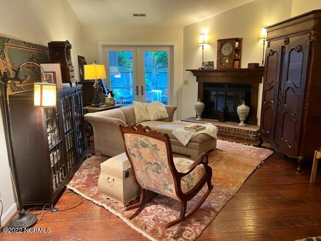 1985 Quail Ridge Road, Unit L Greenville, NC 27858 - Photo 3 of 43 No carpet in this home!