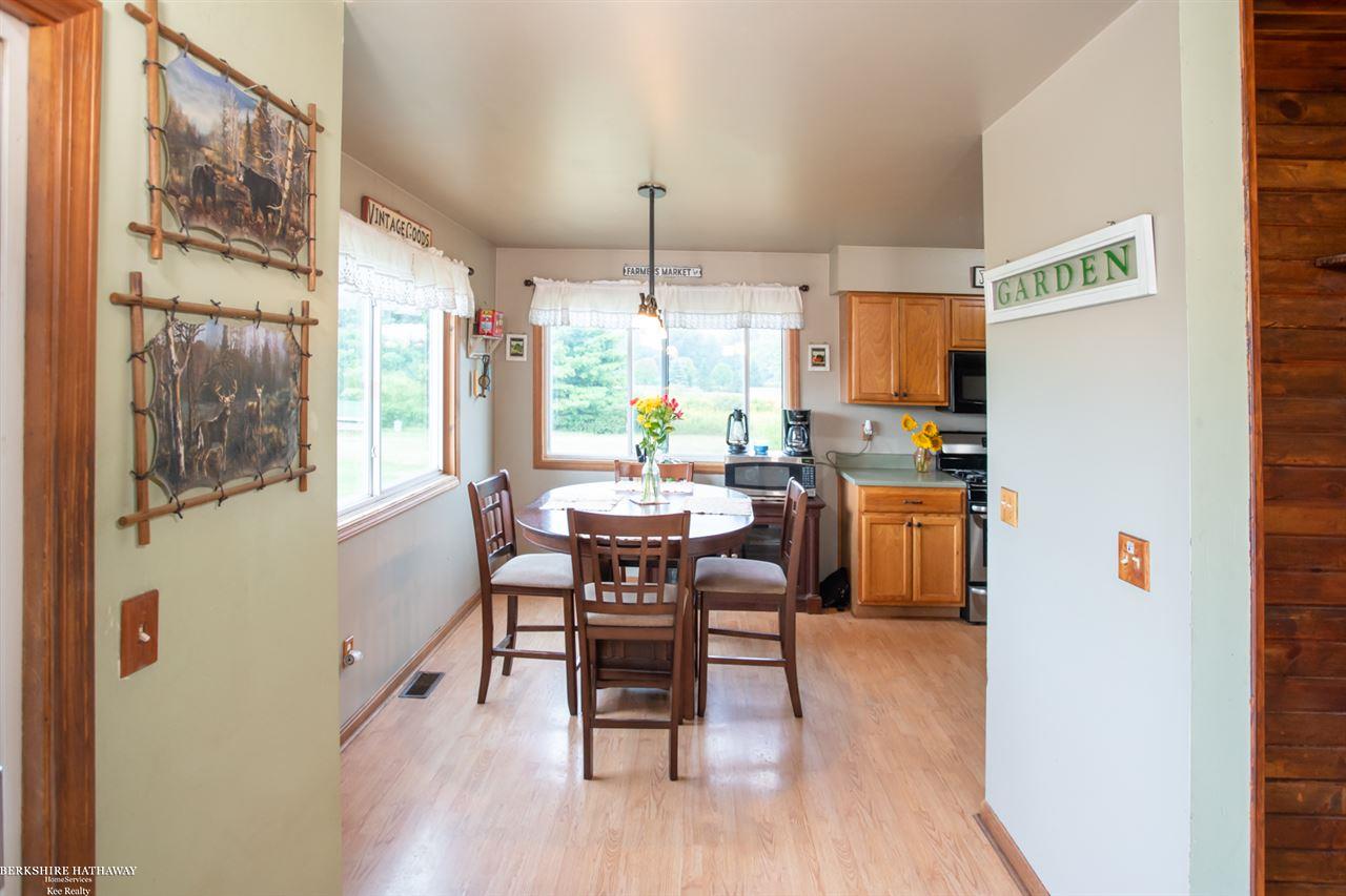 6533 Lyons Road Imlay City, MI 48444 - Photo 11 of 75 50008024-10.JPG