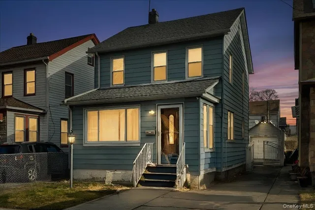 $749,999 | 115-47 199th Street | St. Albans