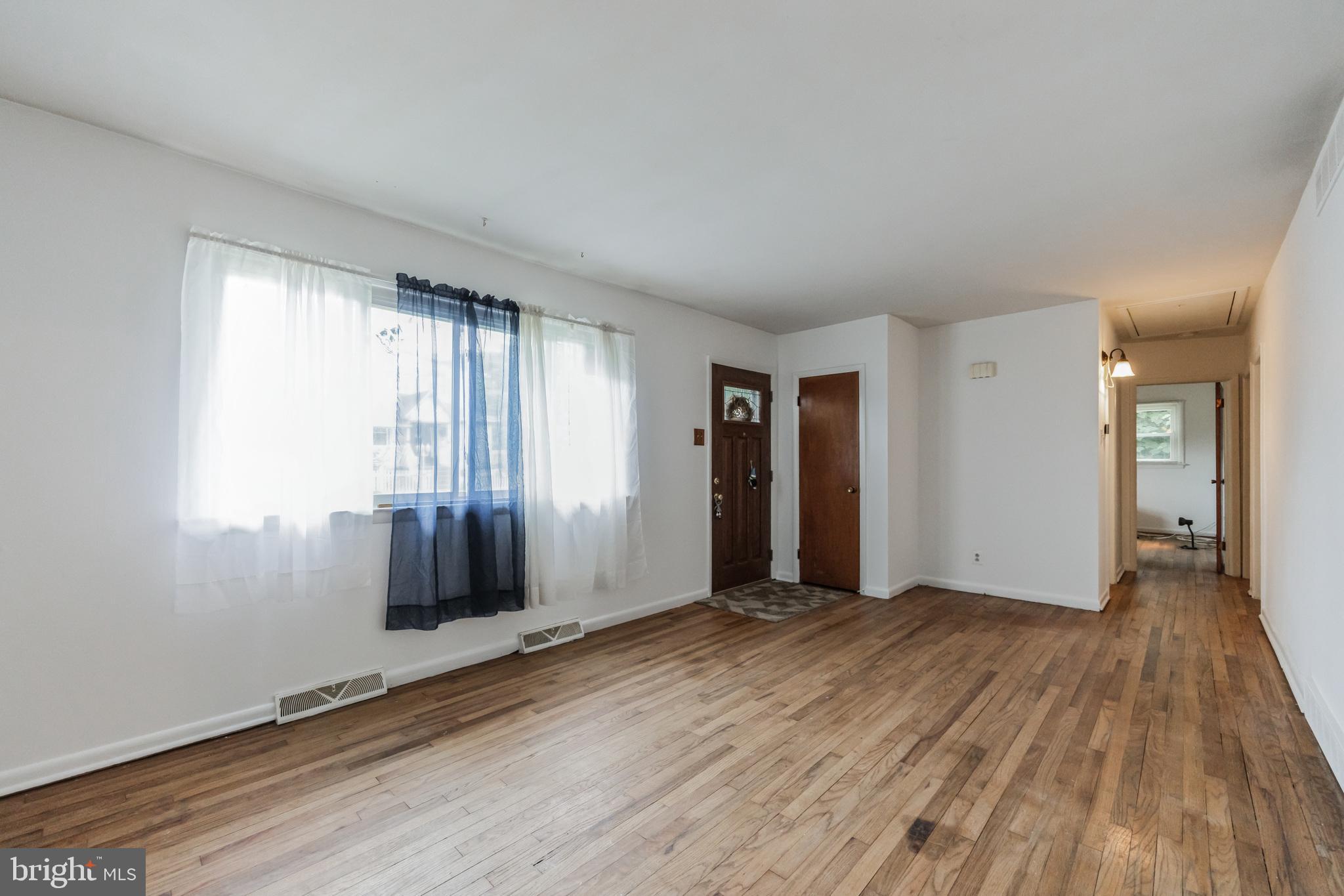 24 Rutgers Avenue Gloucester City, NJ 08030 - Photo 4 of 34 Gallery Image 4