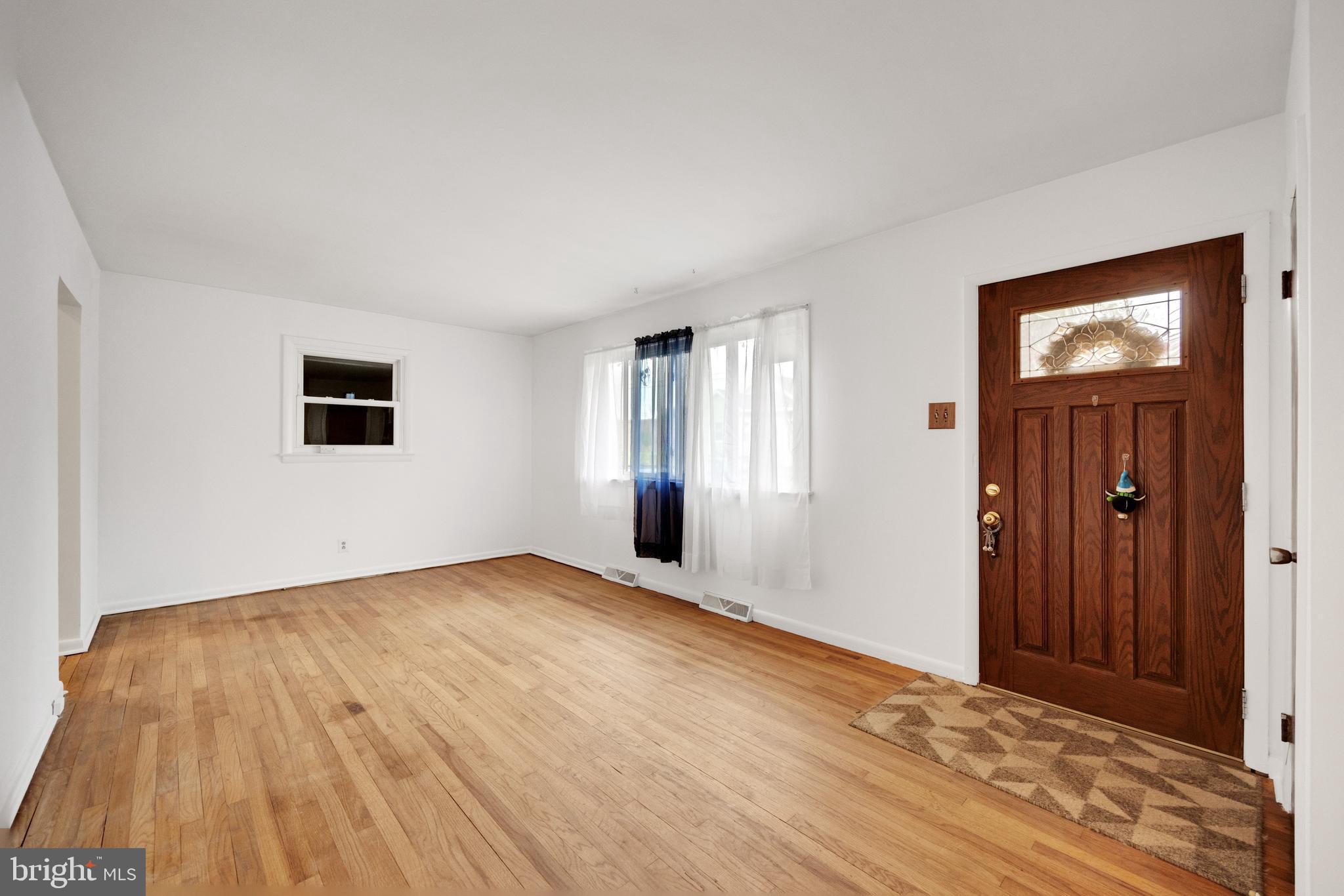 24 Rutgers Avenue Gloucester City, NJ 08030 - Photo 6 of 34 Gallery Image 6