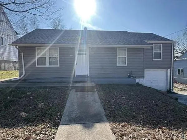 $100,000 | 452 Bluff Drive, St. Louis, MO 63137