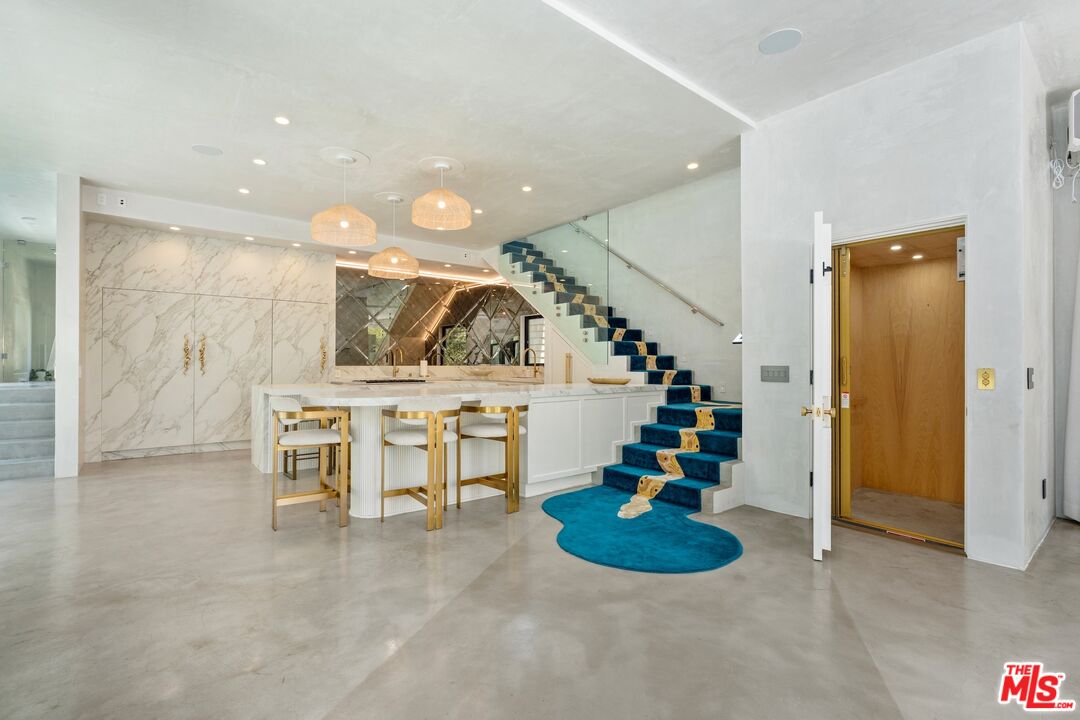 15 Reef Street Marina del Rey, CA 90292 - Photo 13 of 52