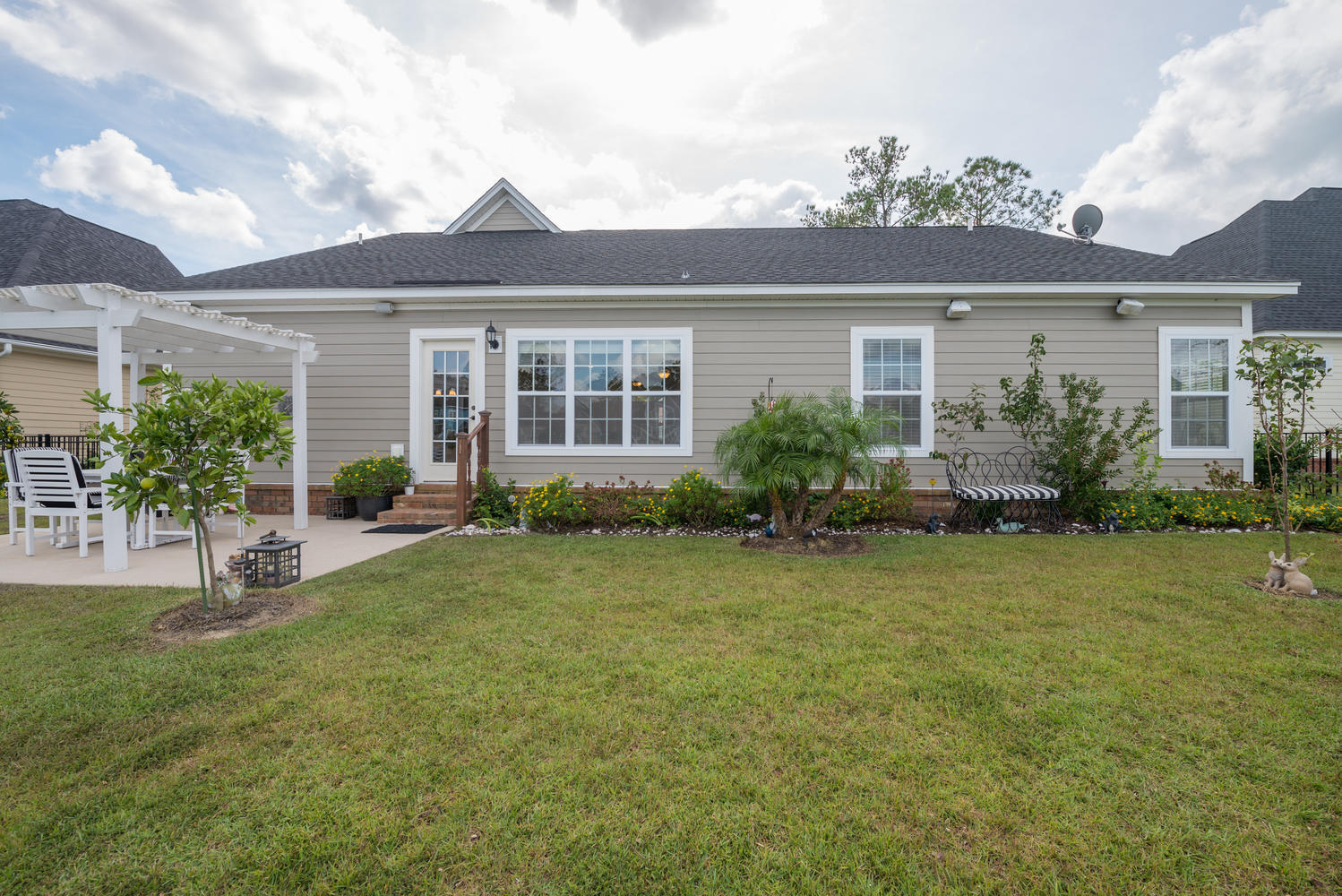 1196 Rivers Reach Drive Charleston, SC 29492 - Photo 52 of 66 Extensive landscaping