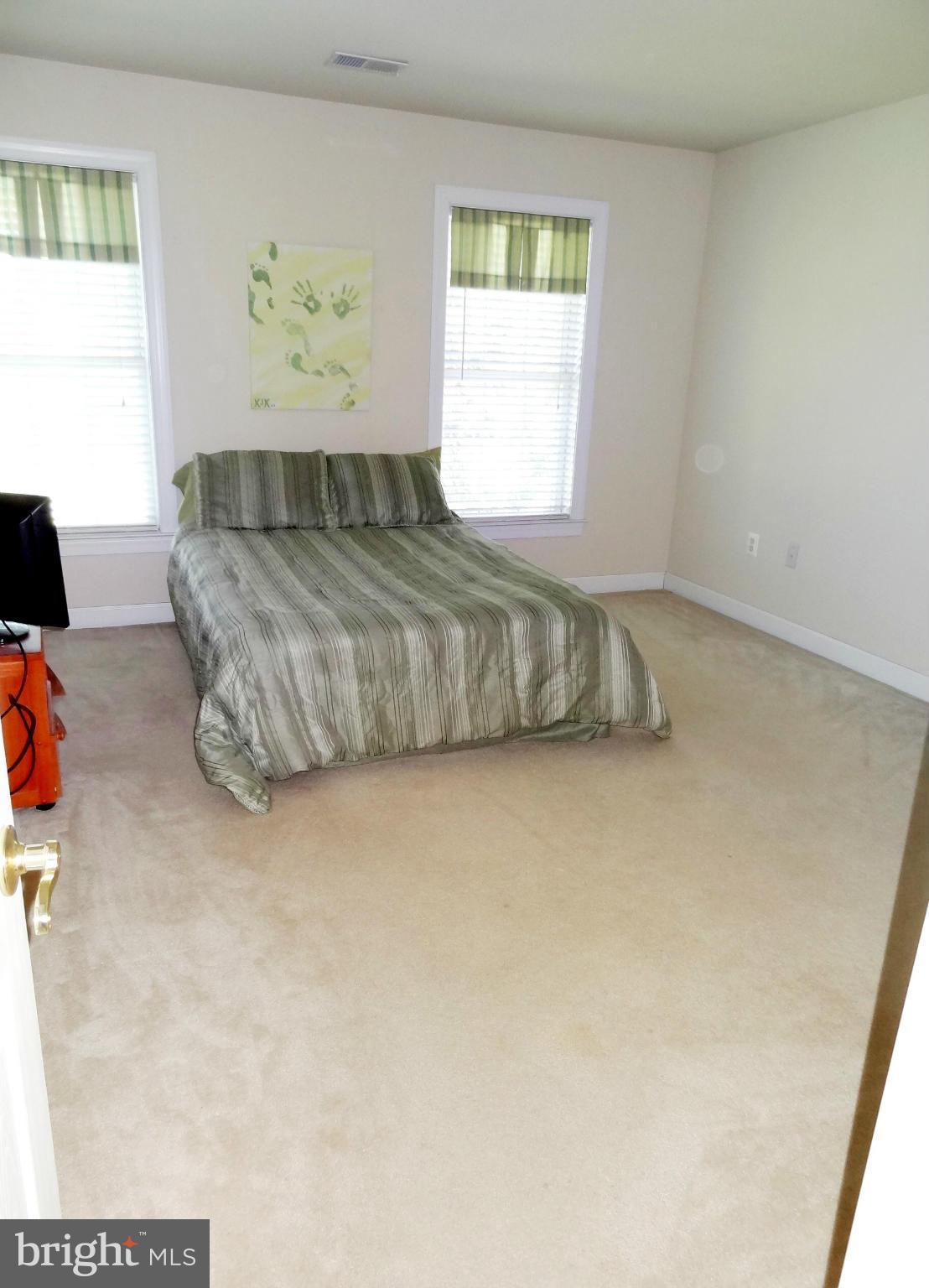 708 Hillmeade Road Edgewater, MD 21037 - Photo 16 of 23 a living room with a couch and a window