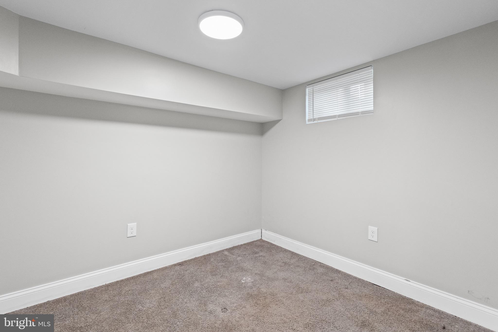 4139 Mountwood Road Baltimore, MD 21229 - Photo 20 of 53 a room