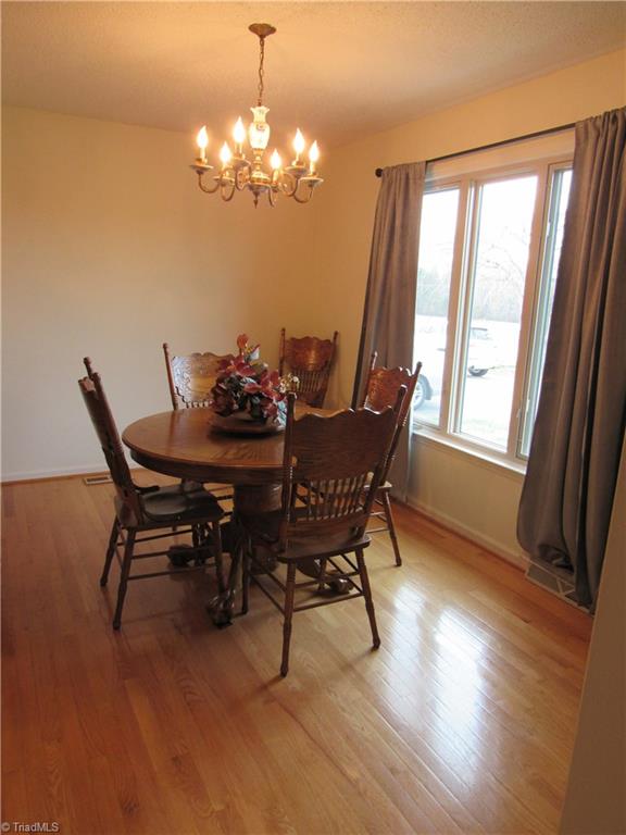 902 Mountain View Road King, NC 27021 - Photo 21 of 30