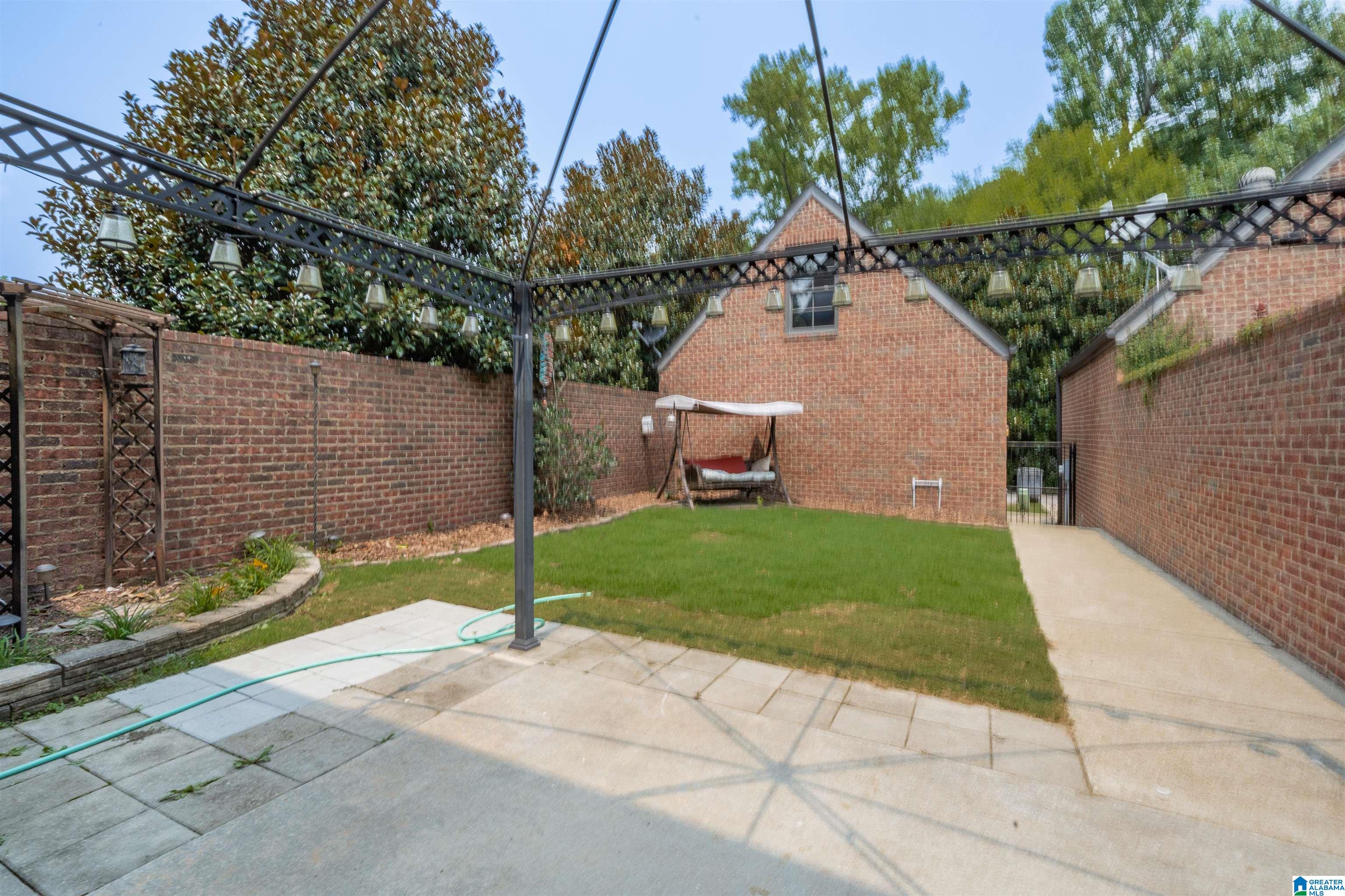 6332 Spring Street Trussville, AL 35173 - Photo 4 of 53