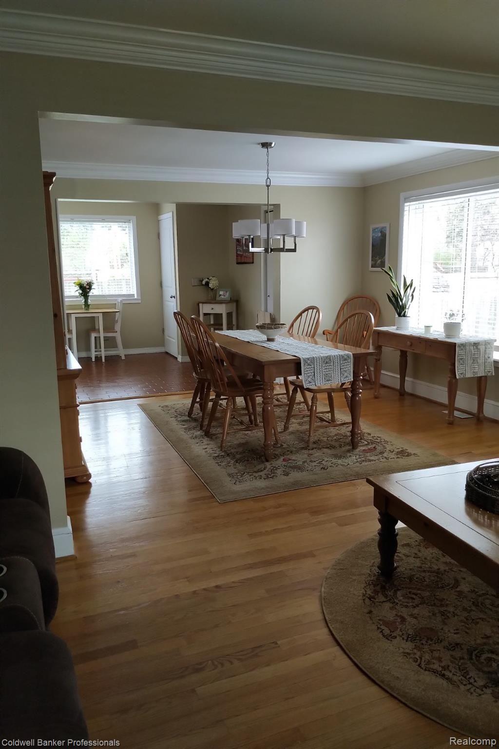 170 Roth Boulevard Clawson, MI 48017 - Photo 6 of 33 Dining V2