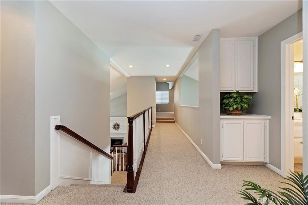 43966 Highlander Drive Temecula, CA 92592 - Photo 17 of 33 a view of entryway with wooden floor