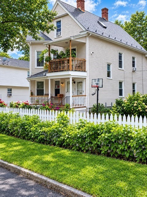22-24 Raymond Place Springfield, MA 01104 - Photo 4 of 13 Gallery Image 4