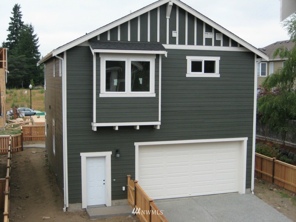 21008 40th Avenue Southeast, Unit 6 Bothell, WA 98021 - Photo 2 of 3