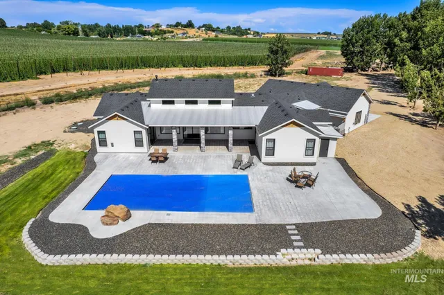 $1,850,000 | 27114 Lower Pleasant Ridge Road, Wilder, ID 83676