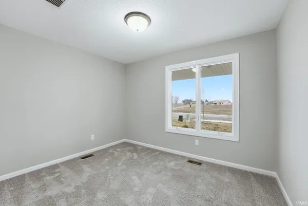 $369,900 | 10926 Carob Thorn Trail, Roanoke, IN 46783