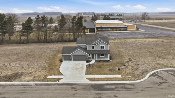 $369,900 | 10926 Carob Thorn Trail, Roanoke, IN 46783