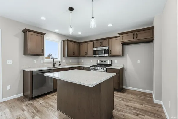 $369,900 | 10926 Carob Thorn Trail, Roanoke, IN 46783