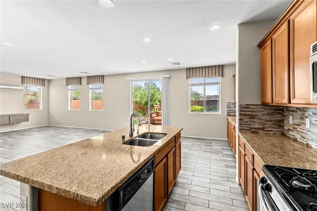 $2,245 | 713 Tall Arrow Avenue, Las Vegas, NV 89178