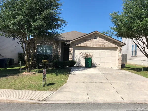 $1,600 | 5123 Duke Field, San Antonio, TX 78227