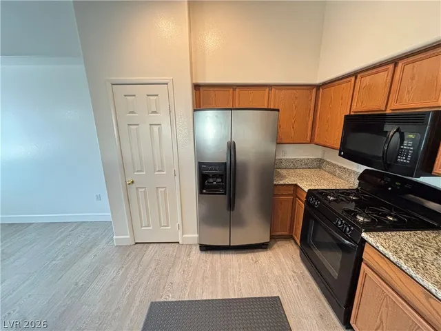 $1,450 | 9303 Gilcrease Avenue, Unit 2208, Las Vegas, NV 89149