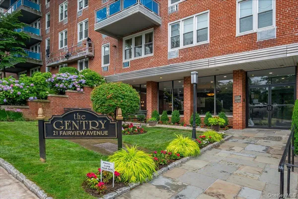 $2,200 | 21 Fairview Avenue, Unit 315, Tuckahoe, NY 10707