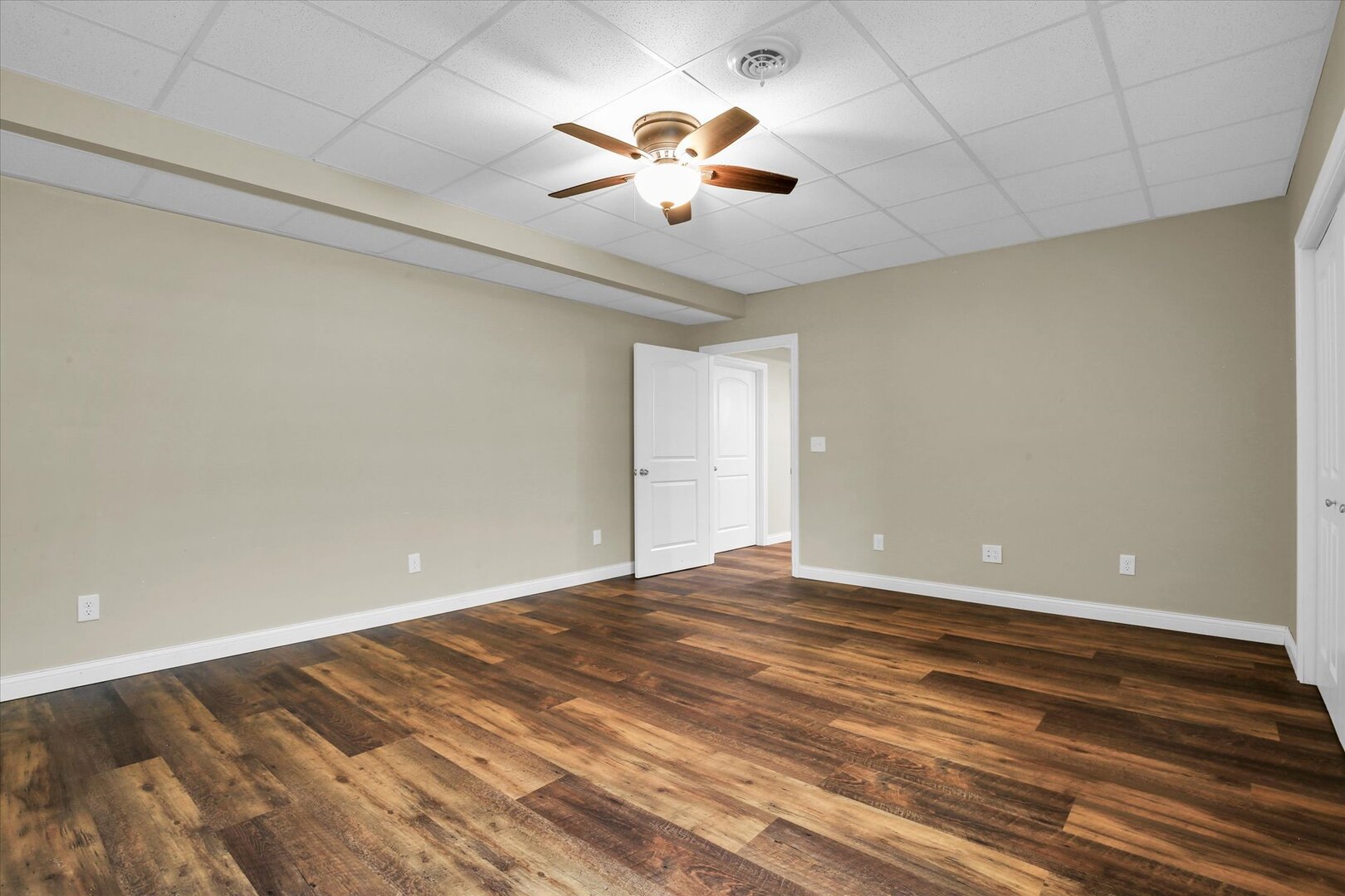 1618 Hunters Ridge Court Mahomet, IL 61853 - Photo 33 of 45