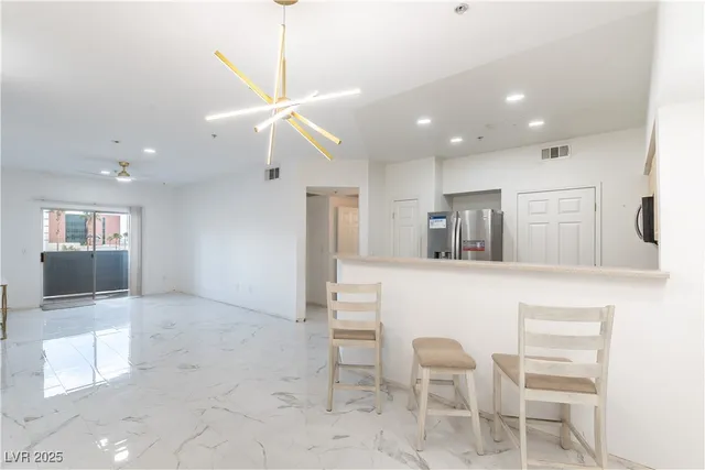 $265,000 | 6955 North Durango Drive, Unit 2115, Las Vegas, NV 89149