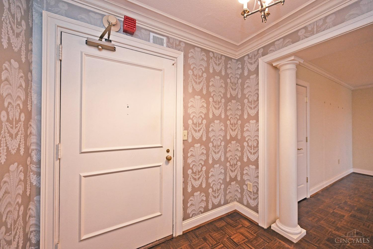 2444 Madison Road, Unit 805 Cincinnati, OH 45208 - Photo 8 of 45 Gallery Image 8