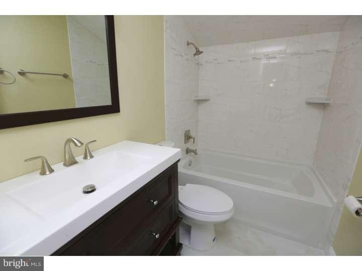 15 Quickset Road Levittown, PA 19057 - Photo 17 of 19 Gallery Image 17