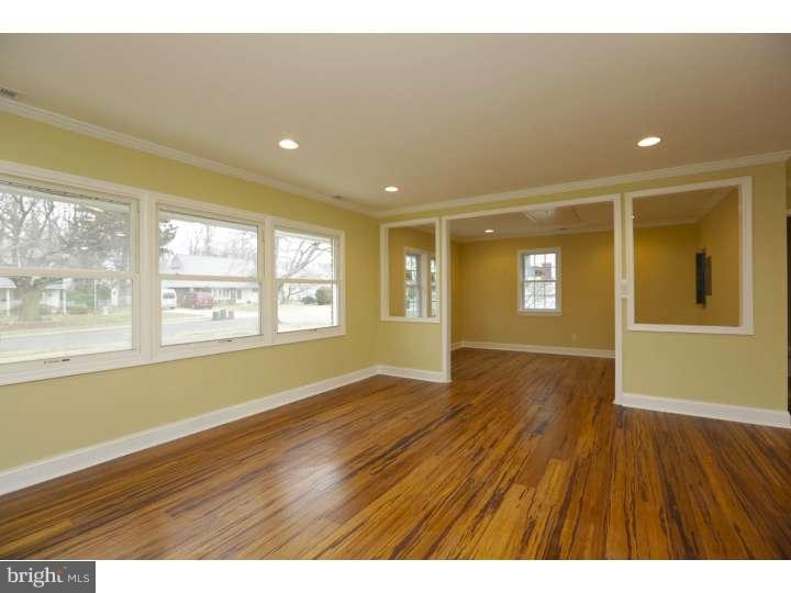 15 Quickset Road Levittown, PA 19057 - Photo 4 of 19 Gallery Image 4
